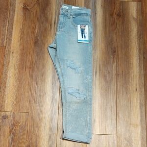 NEW! Boy's Levi's Denizen Taper Light Wash Jeans - Sz. 8